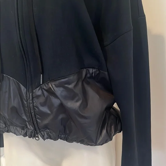 Puma Black Hoodie with Shiny Accents size small - Picture 7 of 11